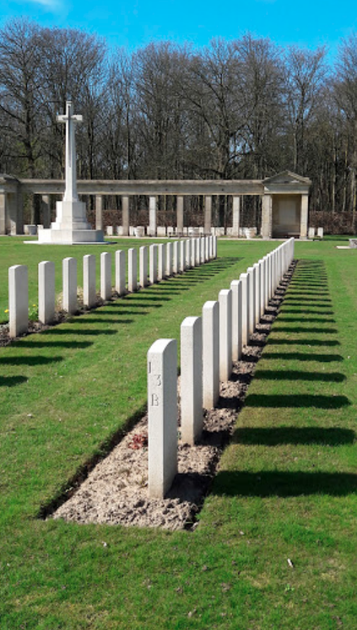 Rheinberg-war-cemetery